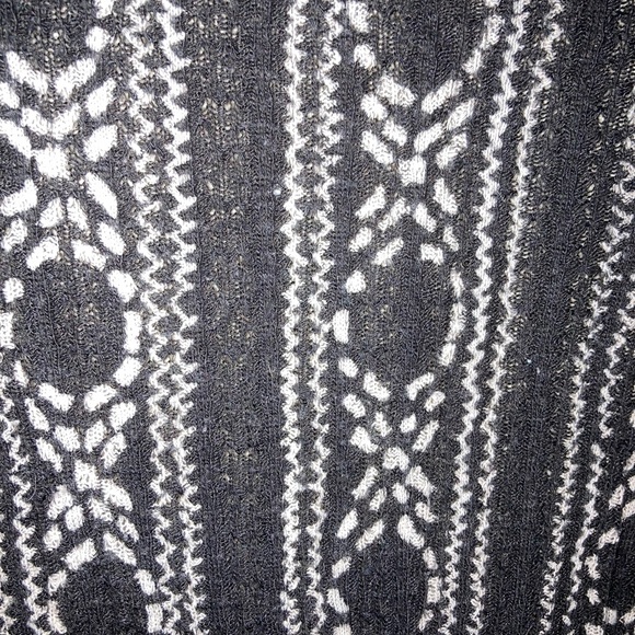 Lucky Brand Embroidered Long Sleeve Top Black White Large - Picture 6 of 9